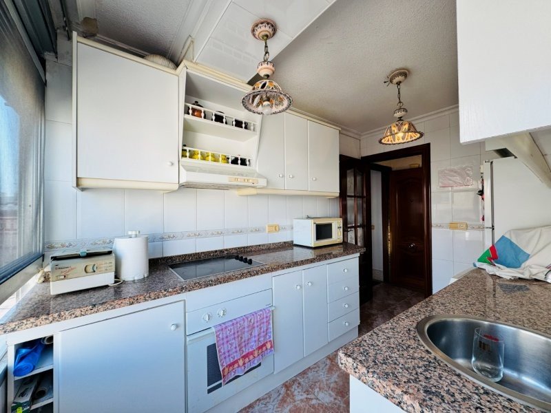 Appartement mit 2 Schlafzimmern, 1 Bad und Meerblick nur 100 m vom Strand - 15