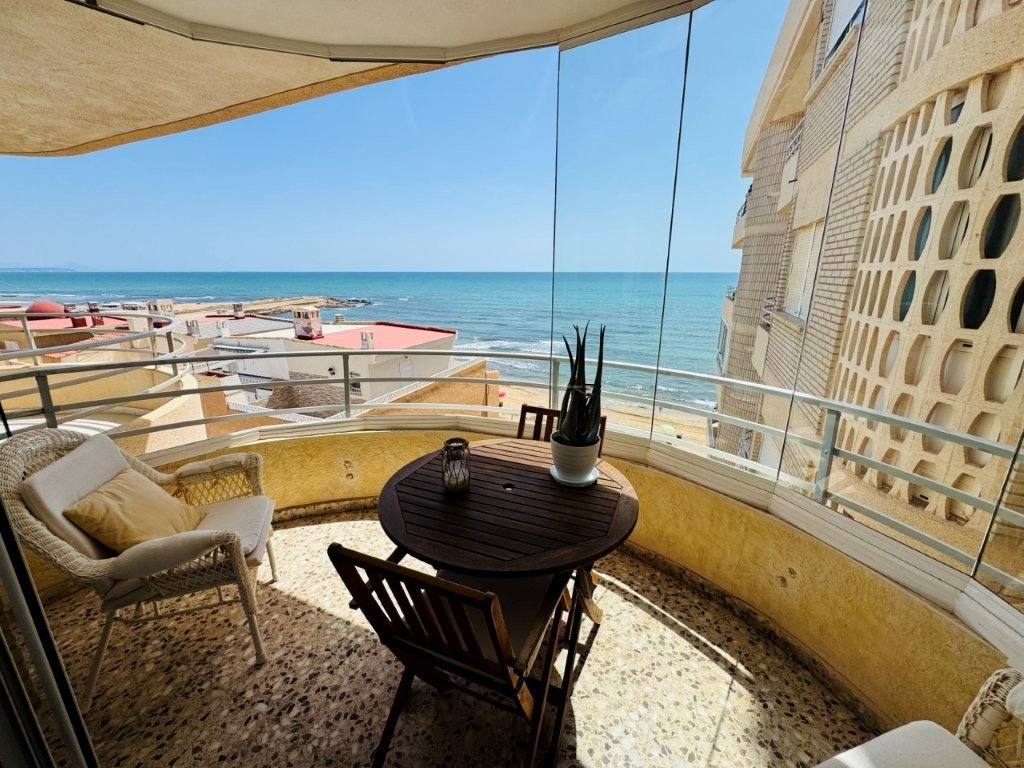 Appartement mit 3 Schlafzimmern, 2 Bädern und Tiefgaragenstellplatz direkt am Strand von La Mata - 17