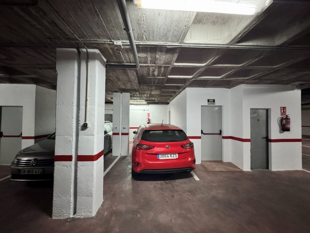 Appartement mit 3 Schlafzimmern, 2 Bädern und Tiefgaragenstellplatz direkt am Strand von La Mata - 24