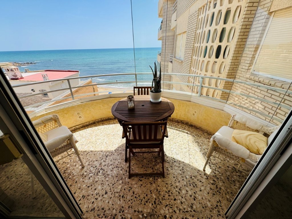 Appartement mit 3 Schlafzimmern, 2 Bädern und Tiefgaragenstellplatz direkt am Strand von La Mata - 20