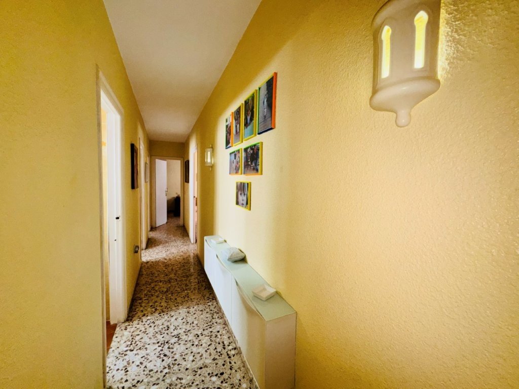 Appartement mit 3 Schlafzimmern, 2 Bädern und Tiefgaragenstellplatz direkt am Strand von La Mata - 9