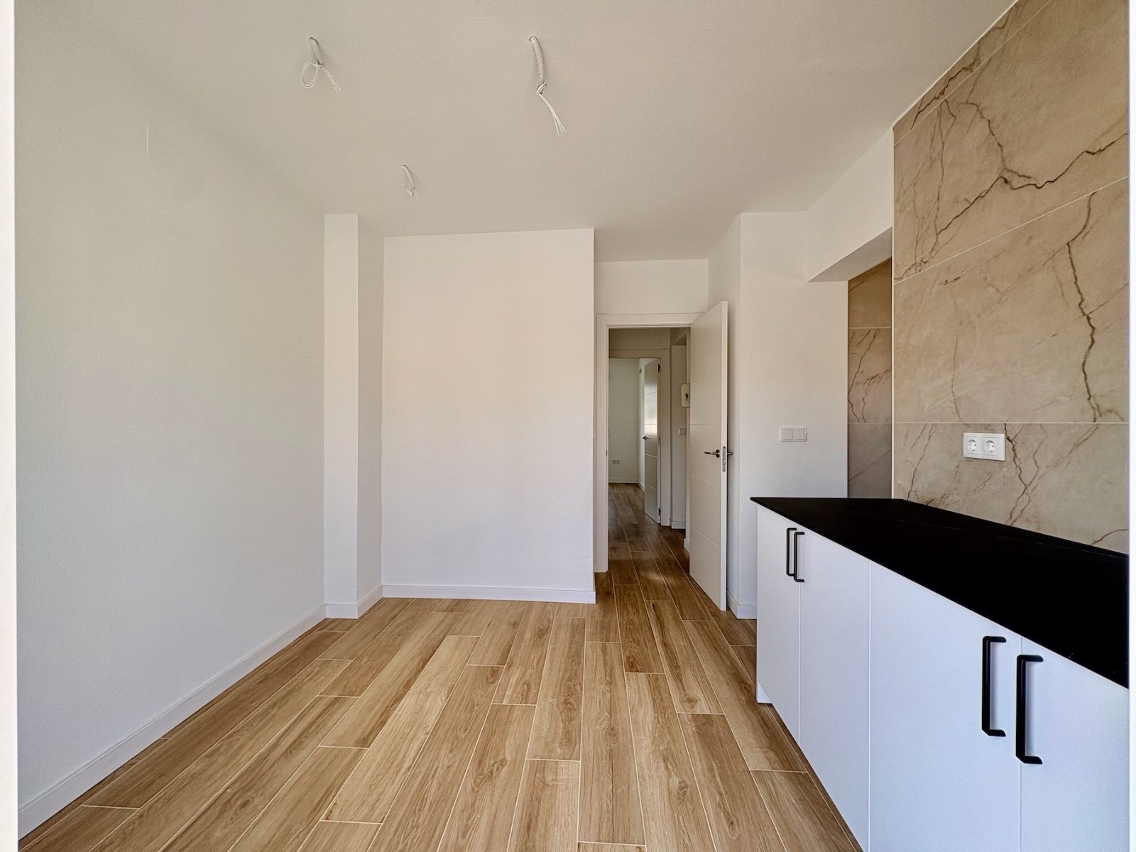 Villa mit 4 Schlafzimmern, 2 Bädern und Gemeinschaftspool - 5
