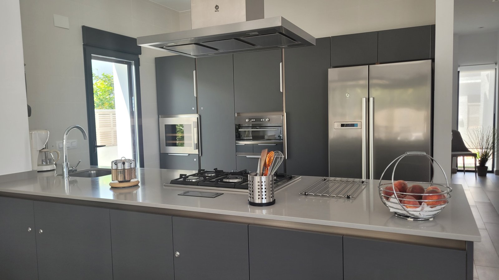 Moderne Villa mit 3 Schlafzimmern, 2 Bädern, beheiztem Pool und Touristenmietlizenz - 12