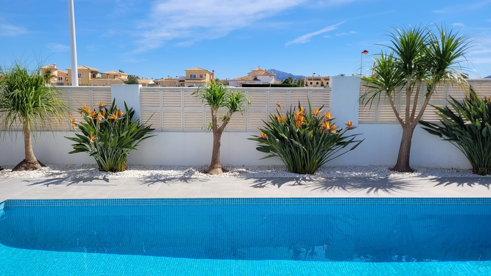 Moderne Villa mit 3 Schlafzimmern, 2 Bädern, beheiztem Pool und Touristenmietlizenz - 21