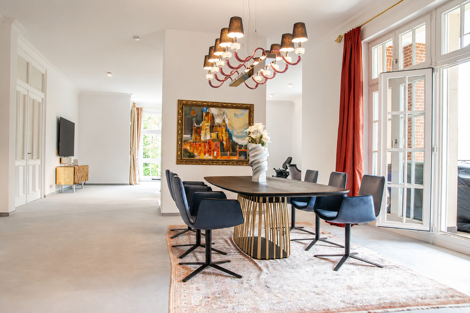 Exklusive Denkmalwohnung im privaten Villenpark - 1