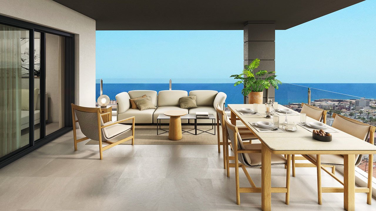 Penthouse-Wohnungen mit 3 Schlafzimmern, 2 Bädern, Vorinstallation Klimaanlage, Kfz-Stellplatz und Gemeinschaftspool nur 700 m vom Strand - 1