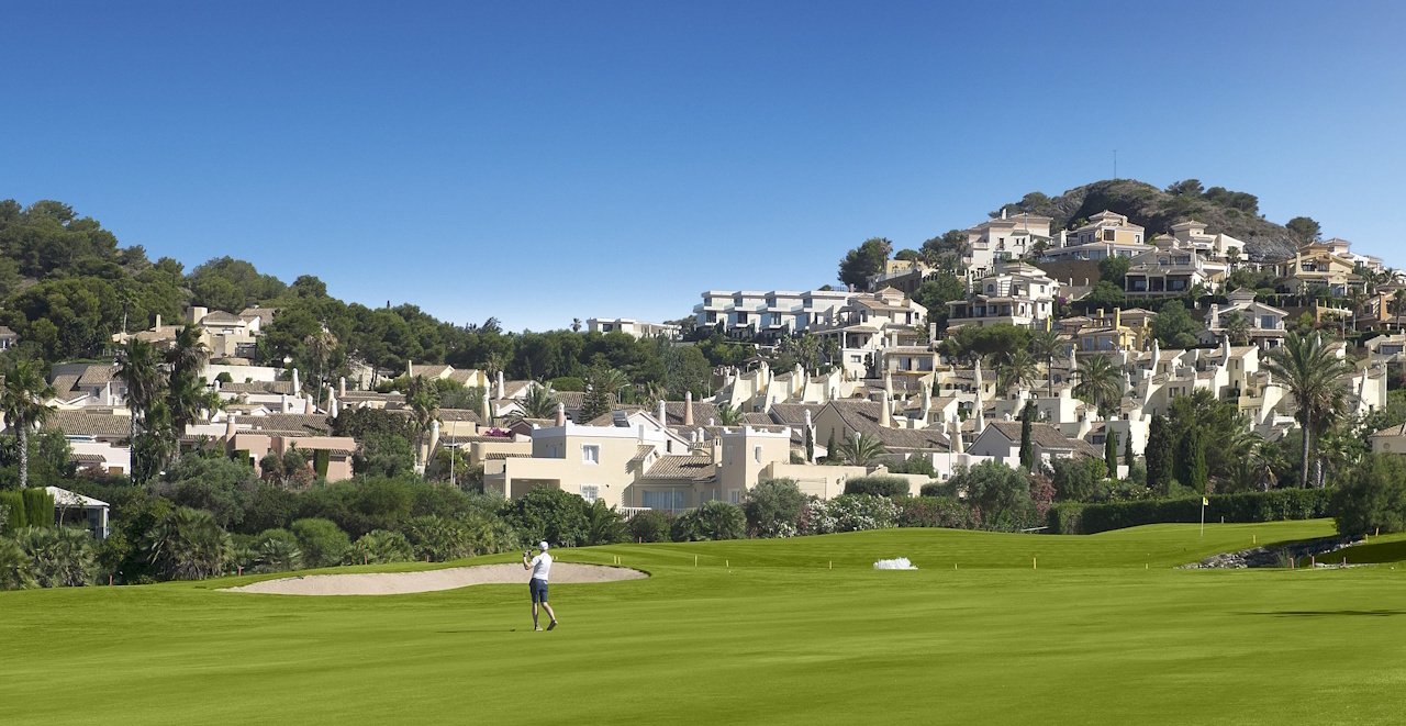 Erdgeschoss-Wohnungen mit 3 Schlafzimmern, 2 Badezimmern, Klimaanlage, Kfz-Stellplatz und Gemeinschaftspool im Herzen des La Manga Club - 20
