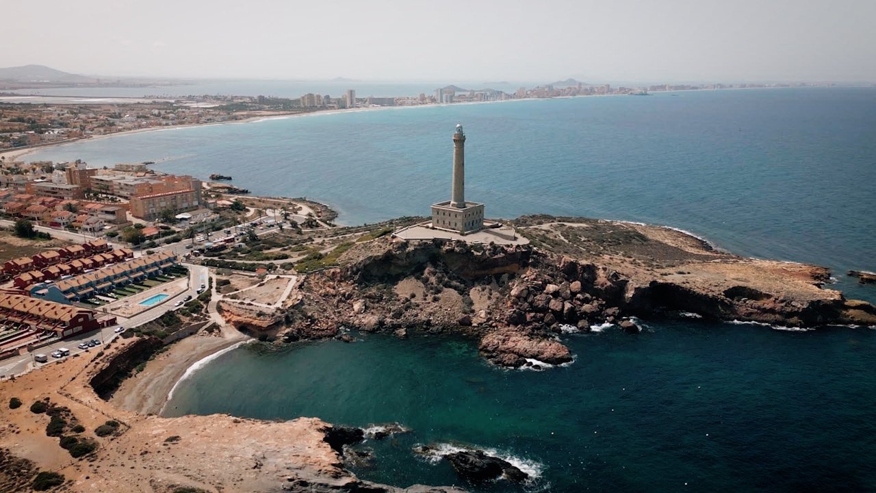 Erdgeschoss-Wohnungen mit 3 Schlafzimmern, 2 Badezimmern, Klimaanlage, Kfz-Stellplatz und Gemeinschaftspool im Herzen des La Manga Club - 24