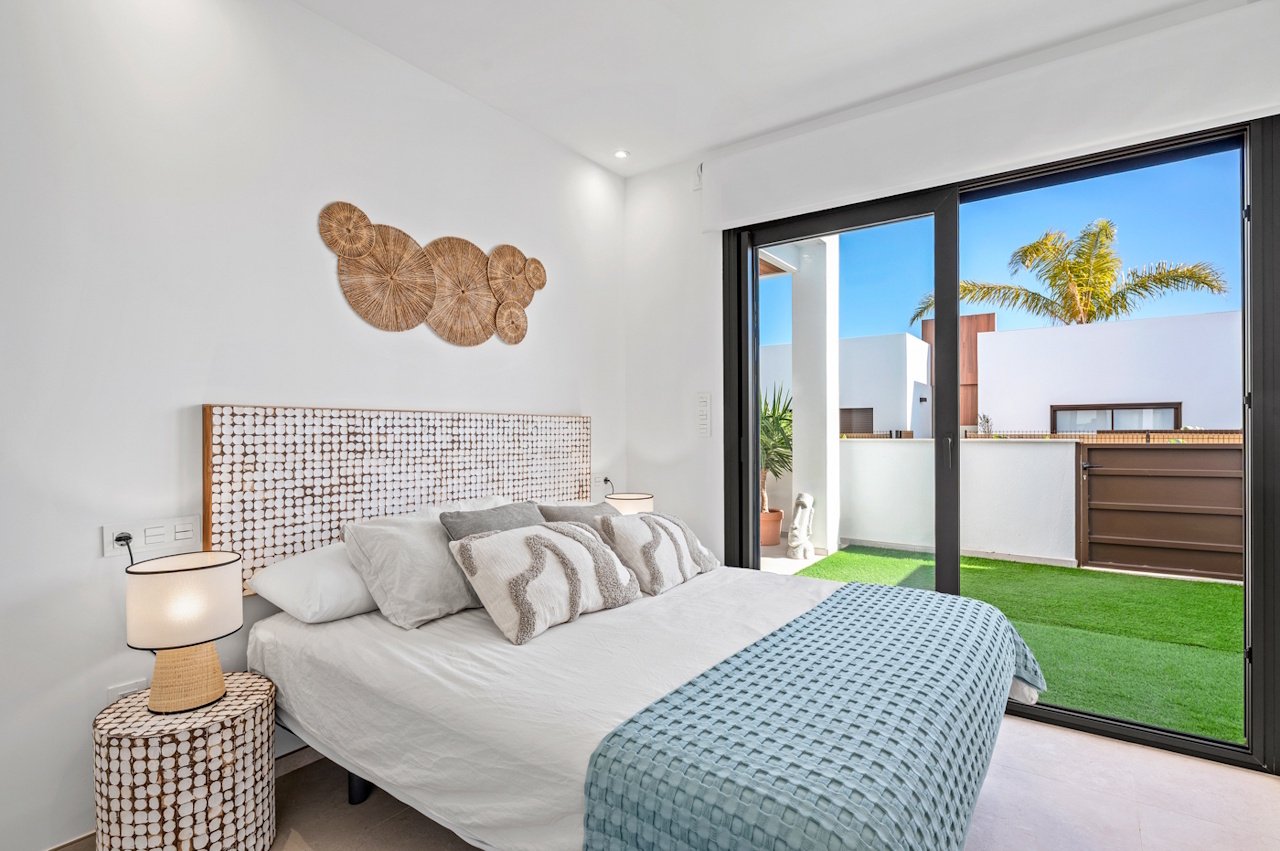 Penthouse-Wohnungen mit 3 Schlafzimmern, 2 Bädern, Dachterrasse, Tiefgaragenstellplatz und Gemeinschaftspool in der Golfanlage La Serena Golf - 11