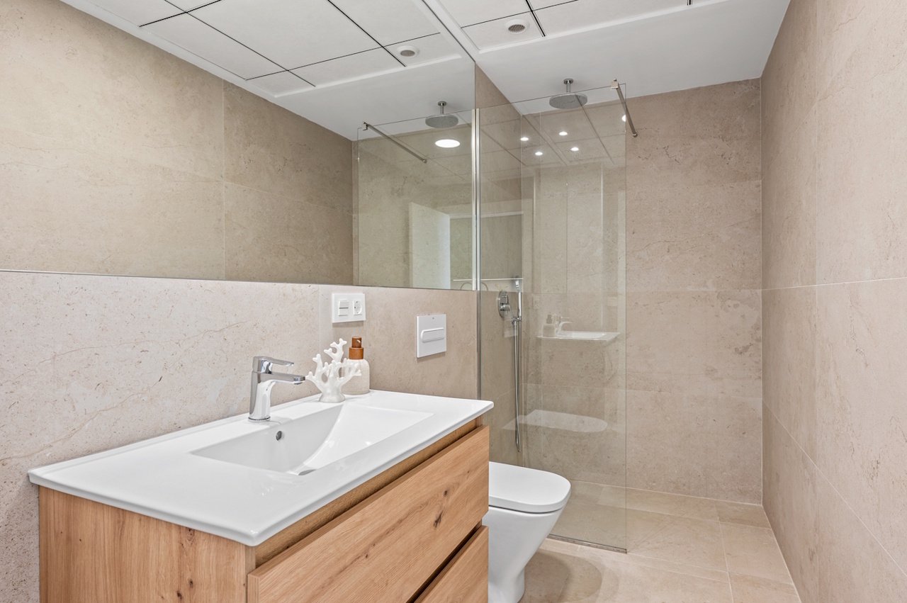 Penthouse-Wohnungen mit 3 Schlafzimmern, 2 Bädern, Dachterrasse, Tiefgaragenstellplatz und Gemeinschaftspool in der Golfanlage La Serena Golf - 16