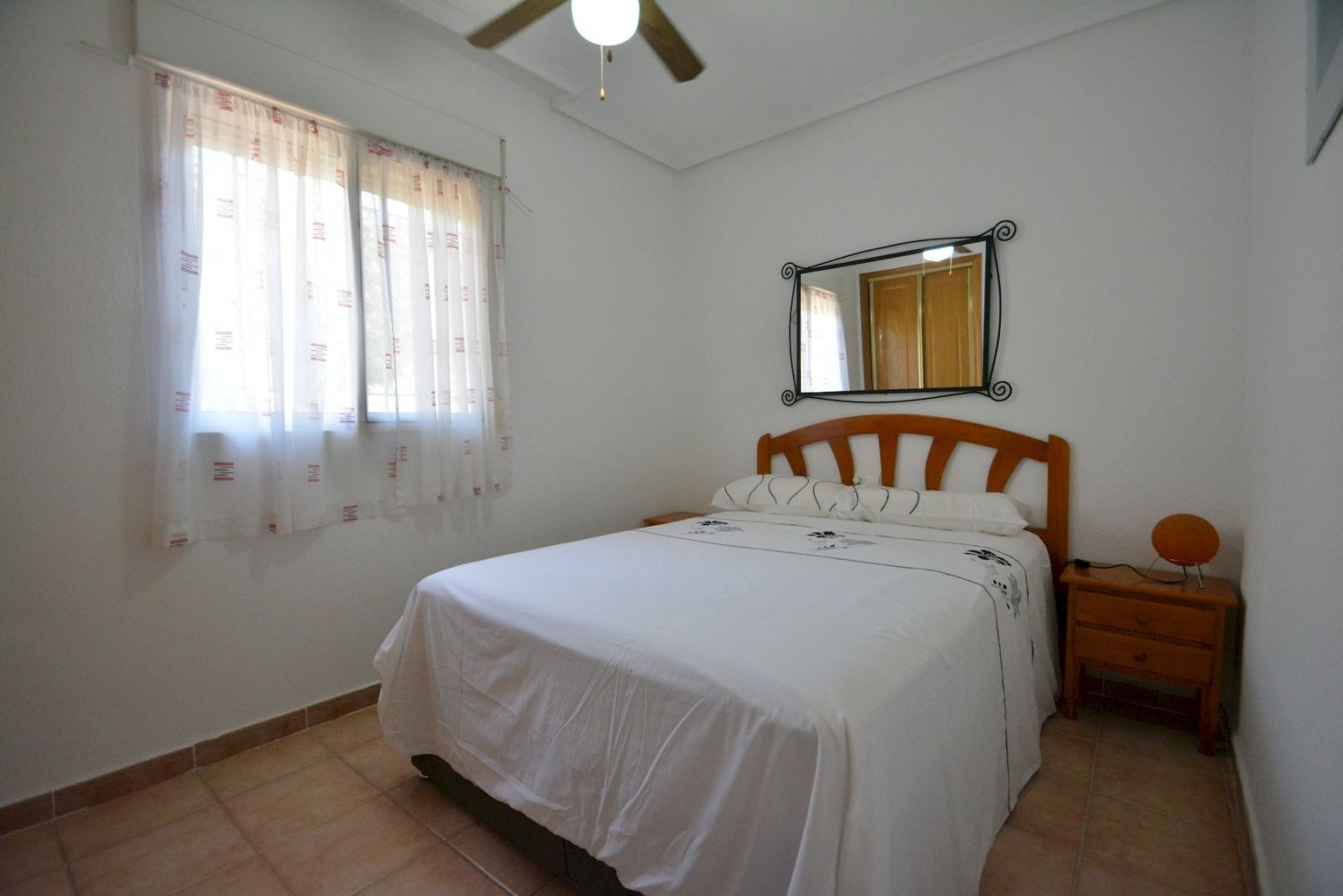 Doppelhaushälfte mit 2 Schlafzimmern, 2 Bädern, Garage und Gemeinschaftspool - 18