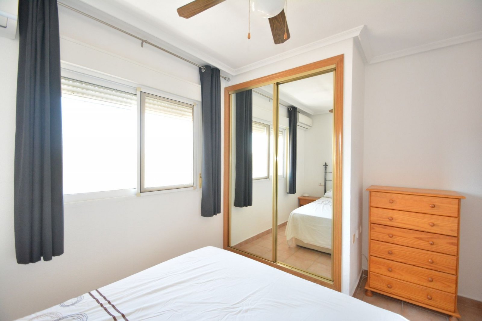 Doppelhaushälfte mit 2 Schlafzimmern, 2 Bädern, Garage und Gemeinschaftspool - 23