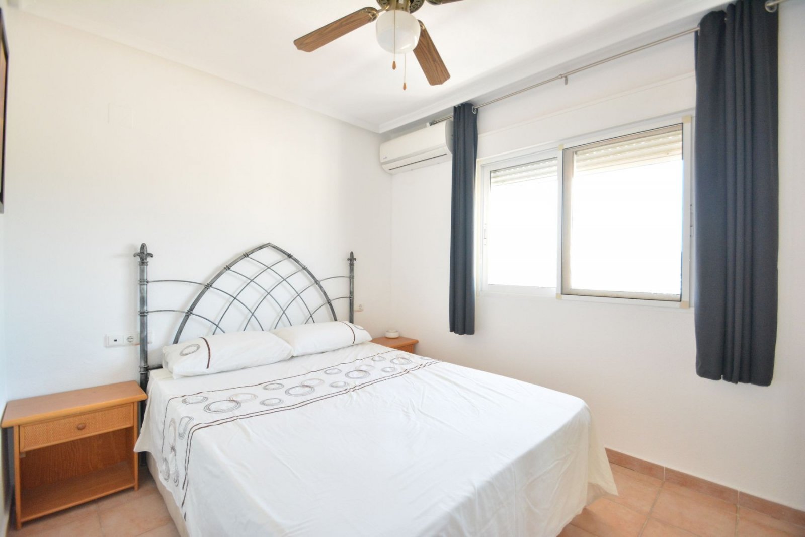 Doppelhaushälfte mit 2 Schlafzimmern, 2 Bädern, Garage und Gemeinschaftspool - 22