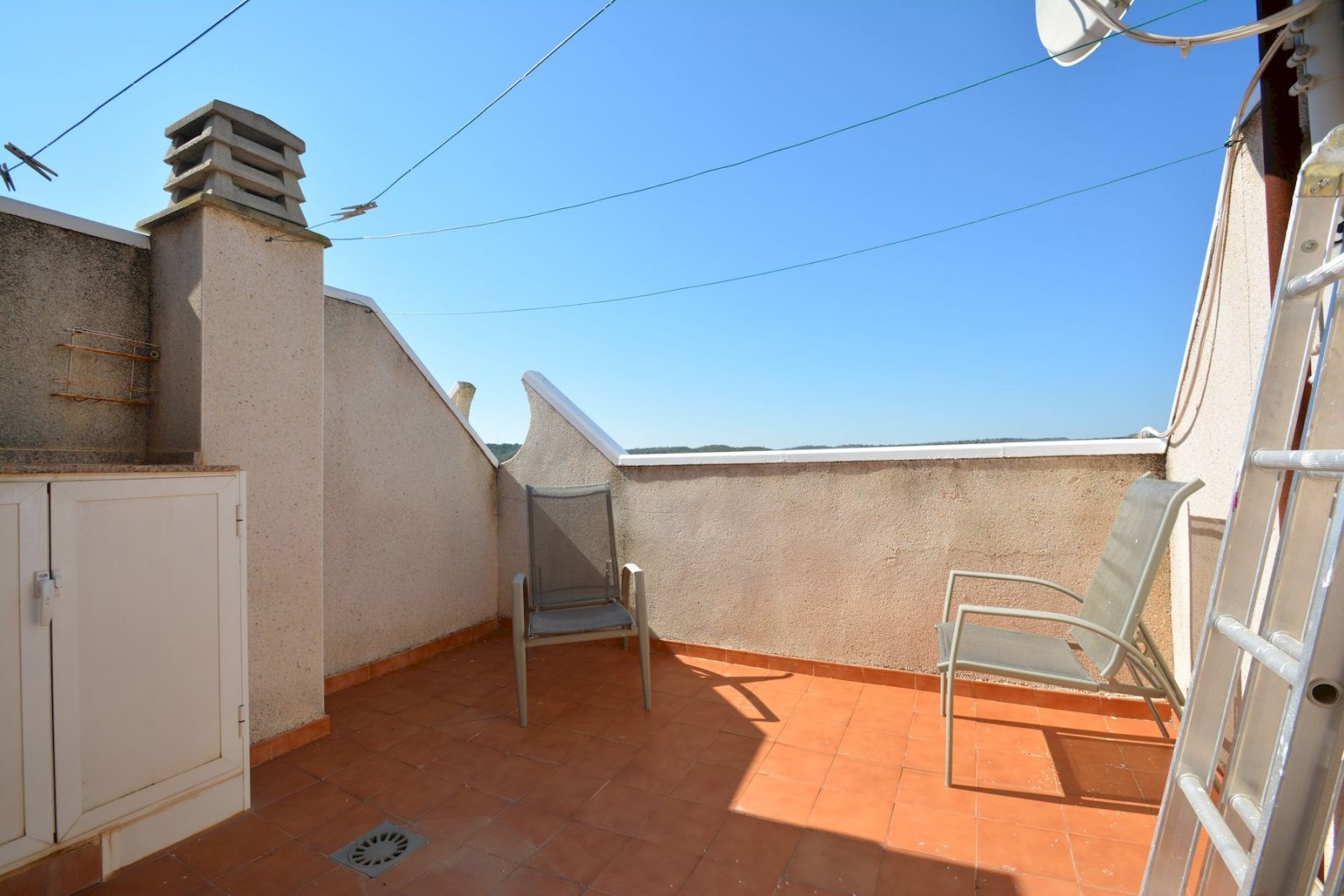 Doppelhaushälfte mit 2 Schlafzimmern, 2 Bädern, Garage und Gemeinschaftspool - 16