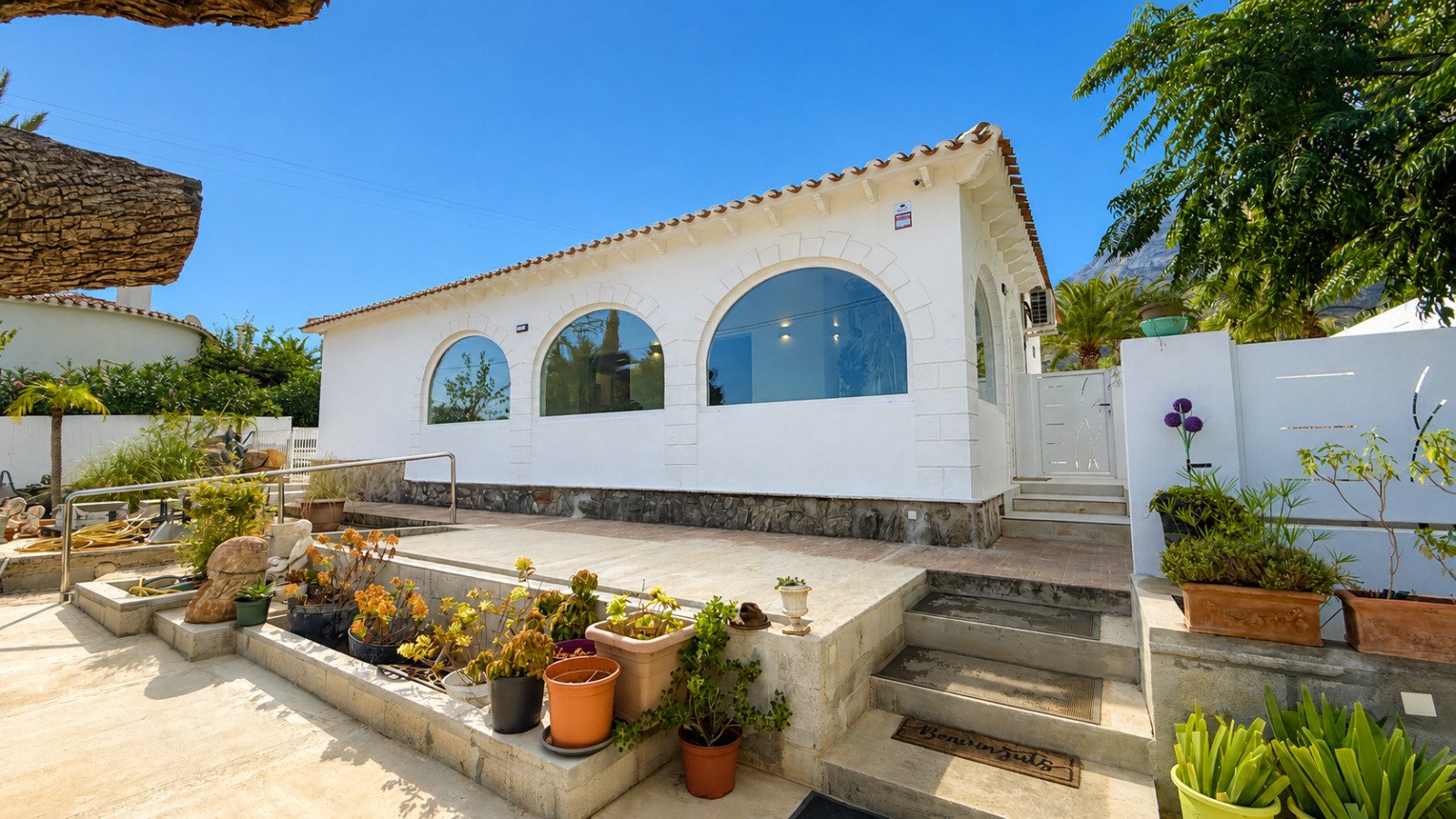 Modernisierte Villa mit Meerblick, 2 Schlafzimmern und Privatpool - 5