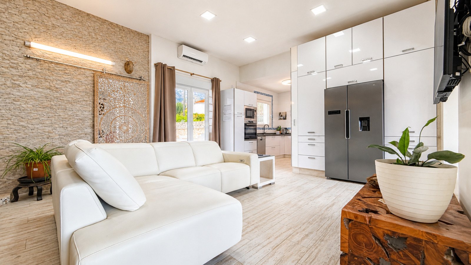 Modernisierte Villa mit Meerblick, 2 Schlafzimmern und Privatpool - 7
