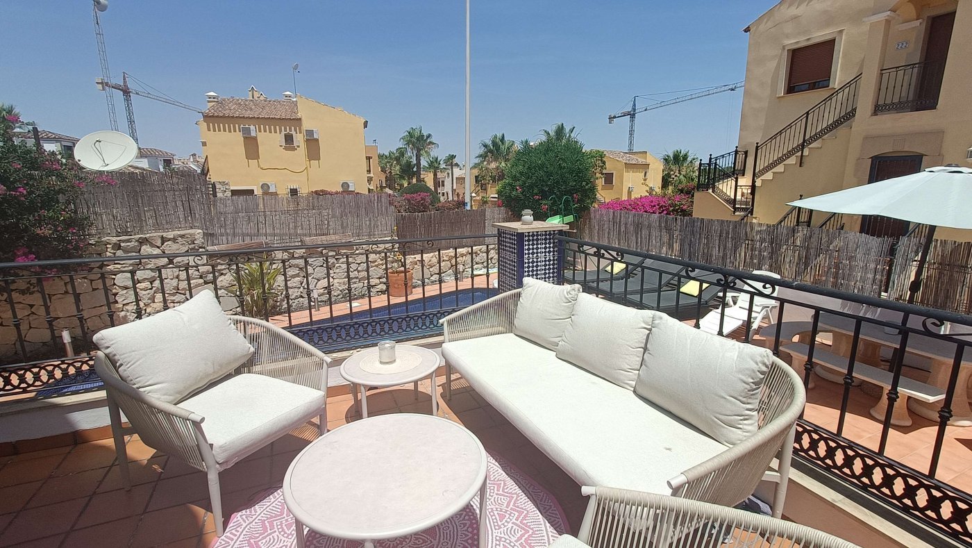 Außergewöhnliche Doppelhaushälfte mit 3 Schlafzimmern, 2 Bädern, separatem Gästebereich und privatem Pool im Herzen des La Finca Golf & Spa Resorts - 47