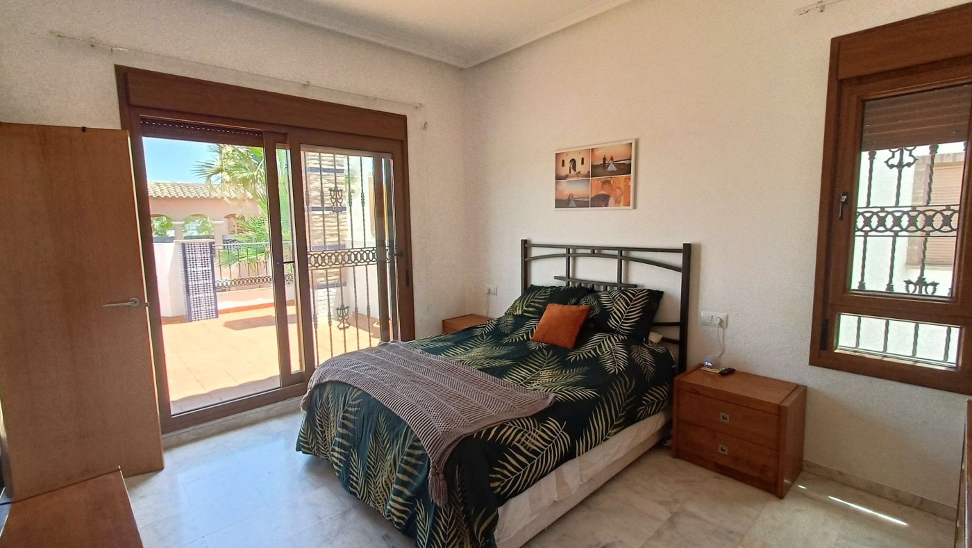 Außergewöhnliche Doppelhaushälfte mit 3 Schlafzimmern, 2 Bädern, separatem Gästebereich und privatem Pool im Herzen des La Finca Golf & Spa Resorts - 22