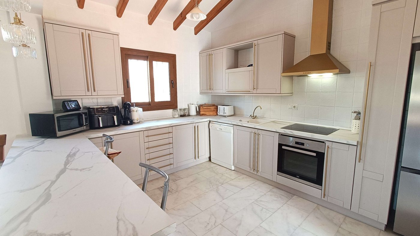 Außergewöhnliche Doppelhaushälfte mit 3 Schlafzimmern, 2 Bädern, separatem Gästebereich und privatem Pool im Herzen des La Finca Golf & Spa Resorts - 8