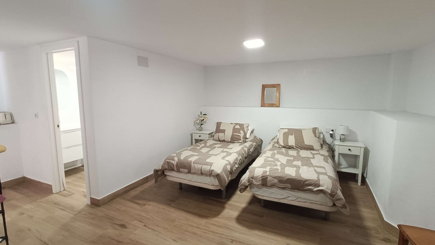 Außergewöhnliche Doppelhaushälfte mit 3 Schlafzimmern, 2 Bädern, separatem Gästebereich und privatem Pool im Herzen des La Finca Golf & Spa Resorts - 35