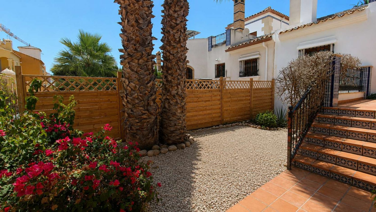 Außergewöhnliche Doppelhaushälfte mit 3 Schlafzimmern, 2 Bädern, separatem Gästebereich und privatem Pool im Herzen des La Finca Golf & Spa Resorts - 50