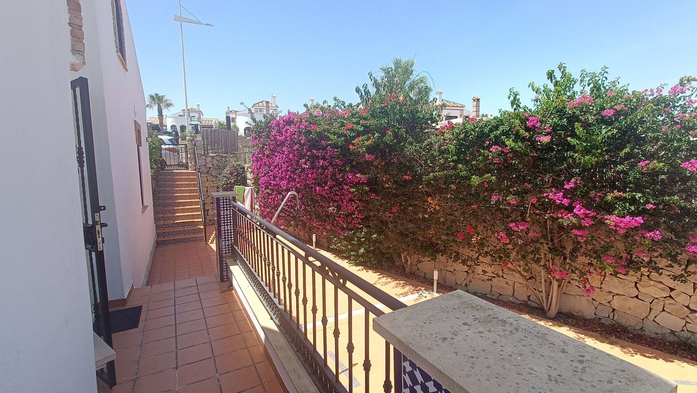 Außergewöhnliche Doppelhaushälfte mit 3 Schlafzimmern, 2 Bädern, separatem Gästebereich und privatem Pool im Herzen des La Finca Golf & Spa Resorts - 48