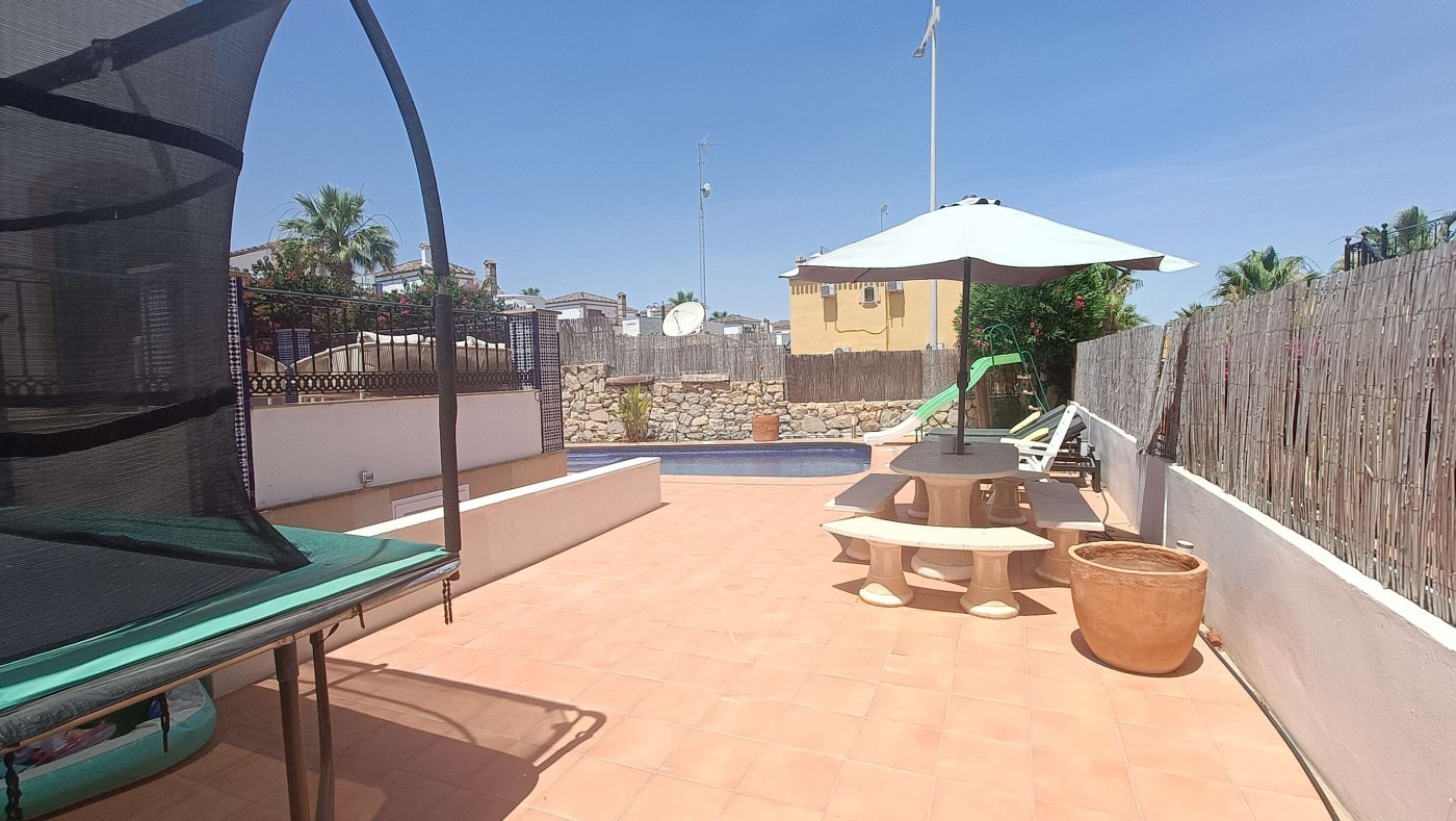 Außergewöhnliche Doppelhaushälfte mit 3 Schlafzimmern, 2 Bädern, separatem Gästebereich und privatem Pool im Herzen des La Finca Golf & Spa Resorts - 44
