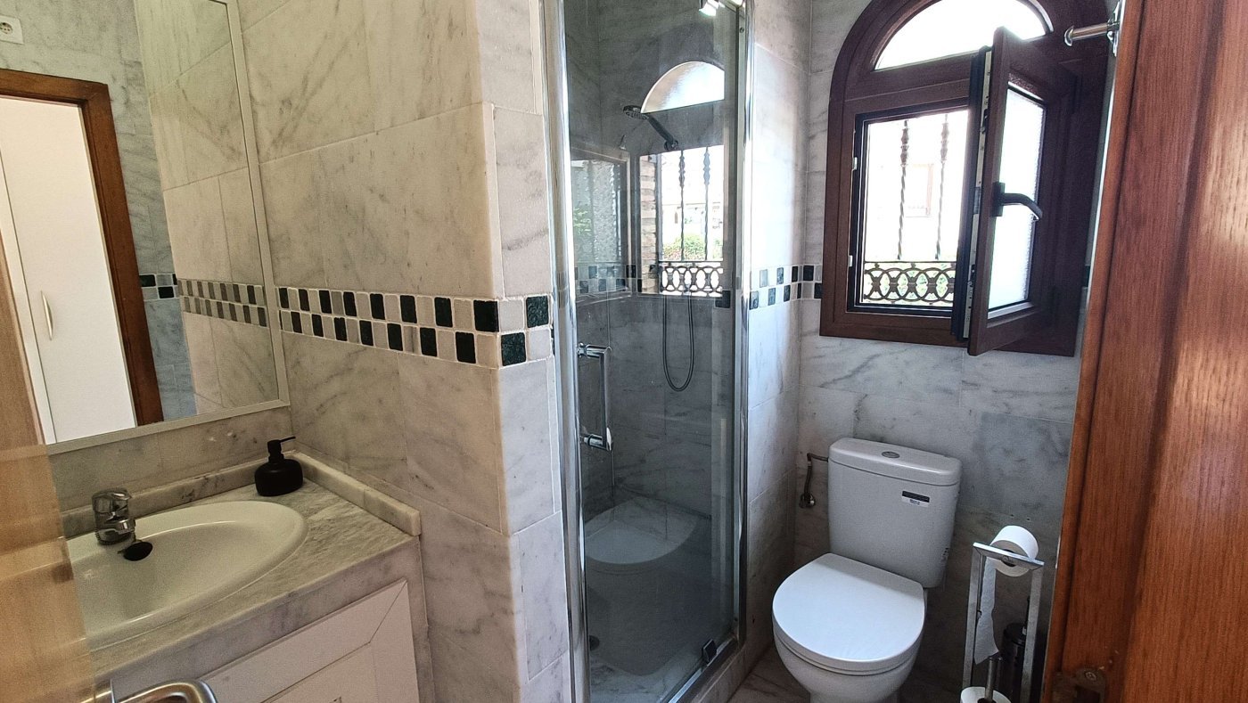 Außergewöhnliche Doppelhaushälfte mit 3 Schlafzimmern, 2 Bädern, separatem Gästebereich und privatem Pool im Herzen des La Finca Golf & Spa Resorts - 26