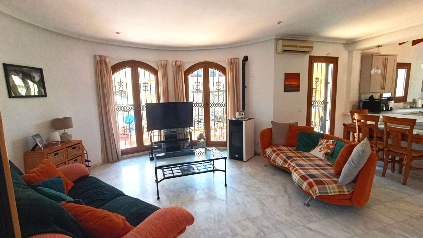 Außergewöhnliche Doppelhaushälfte mit 3 Schlafzimmern, 2 Bädern, separatem Gästebereich und privatem Pool im Herzen des La Finca Golf & Spa Resorts - 4