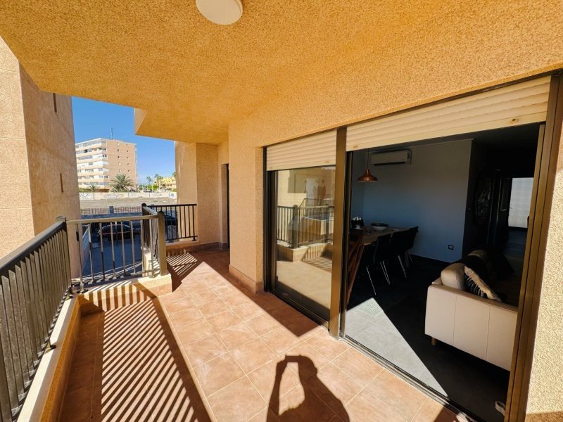 Wunderschöne renovierte Wohnung mit Meerblick in erster Strandreihe in La Mata - 9