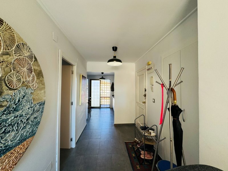 Wunderschöne renovierte Wohnung mit Meerblick in erster Strandreihe in La Mata - 15