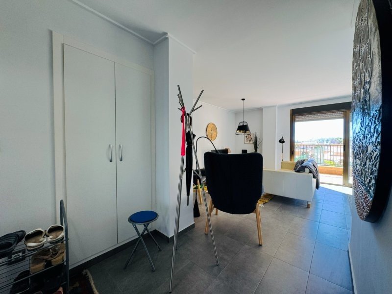 Wunderschöne renovierte Wohnung mit Meerblick in erster Strandreihe in La Mata - 11