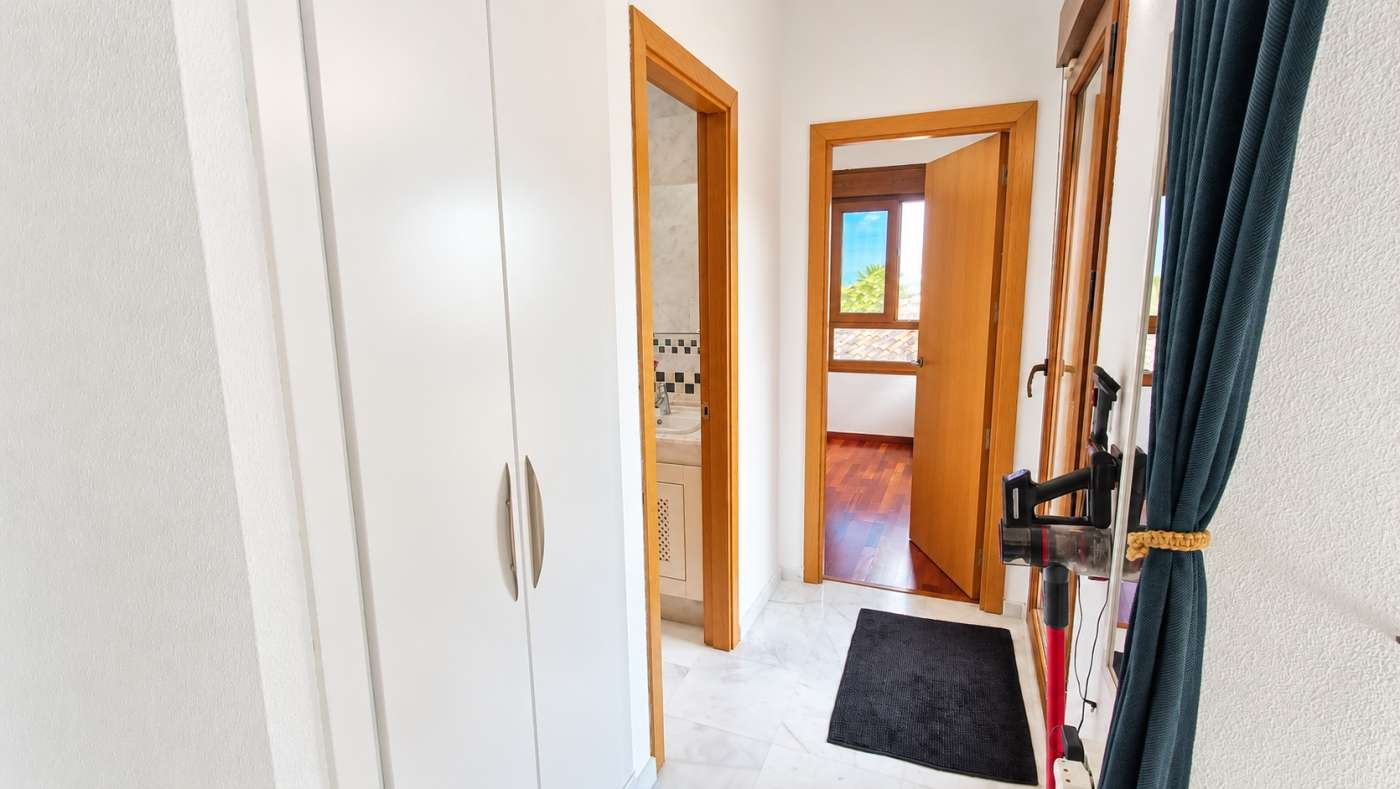 Villa mit 3 Schlafzimmern und 2 Bädern in erster Linie am Golfplatz vom La Finca Resort - 27