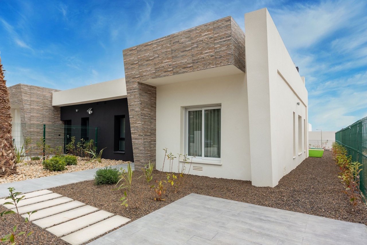 Doppelhaushälften mit 3 Schlafzimmern, 2 Bädern, Dachterrasse, Klimaanlage und Privatpool in der wunderschönen Golfanlage La Finca Resort - 4