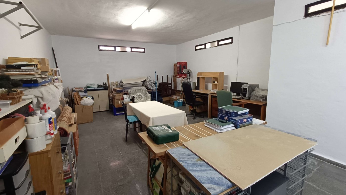 Atemberaubende freistehende Villa mit privatem Pool, separatem Gästeappartement, Garage und Kellerräumen am Stadtrand von Crevillent - 35