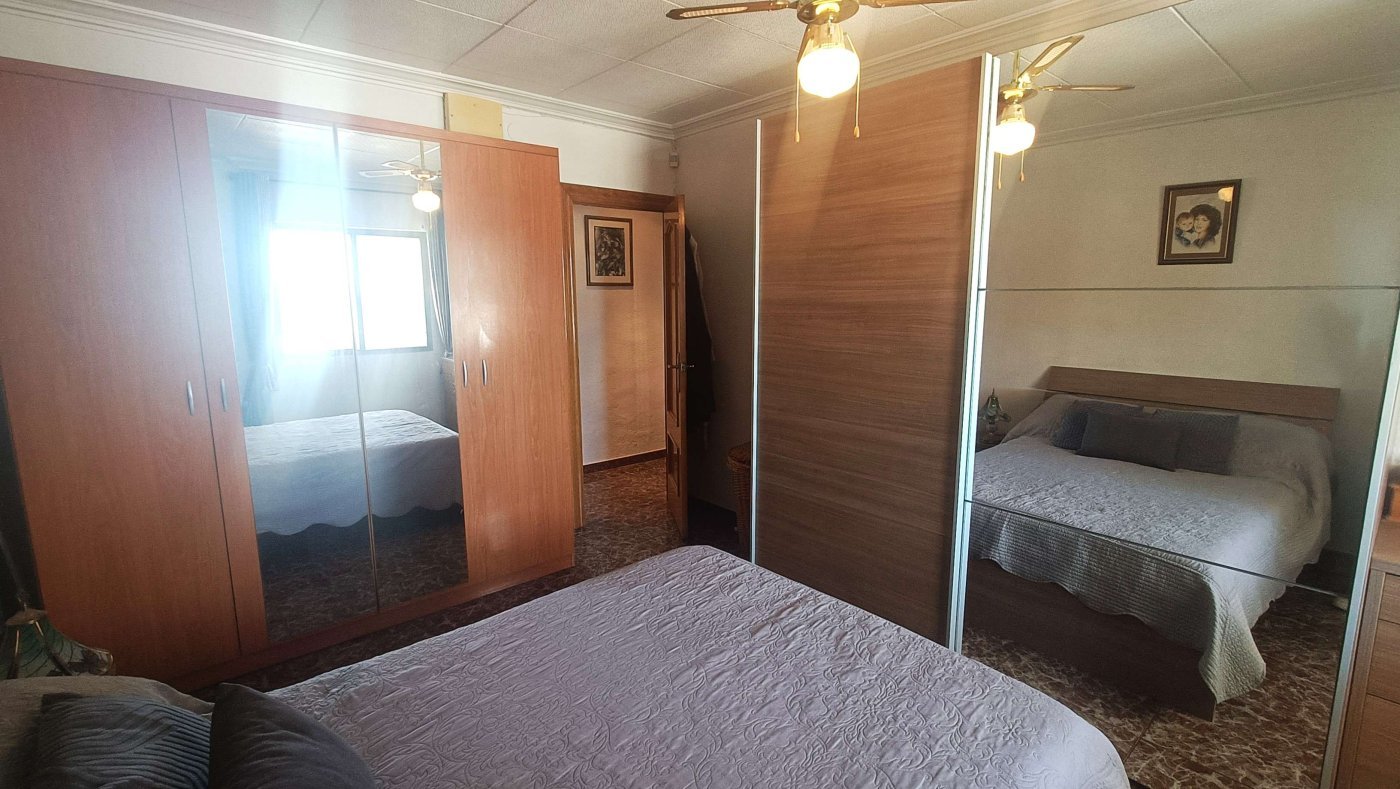 Atemberaubende freistehende Villa mit privatem Pool, separatem Gästeappartement, Garage und Kellerräumen am Stadtrand von Crevillent - 15