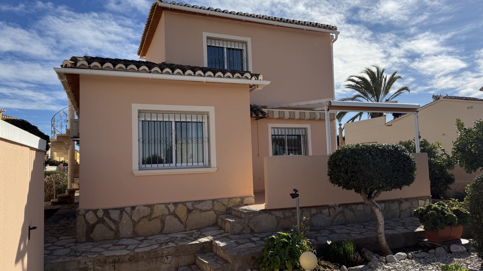 Sonnige 3 Schlafzimmer-Villa mit Pool - 17