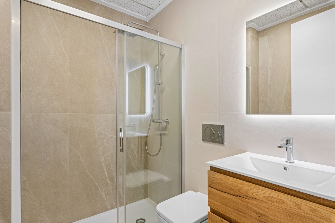 Appartements mit 2 Schlafzimmern, 2 Bädern, Einbauküchen mit Elektrogeräten und Gemeinschaftspool - 20