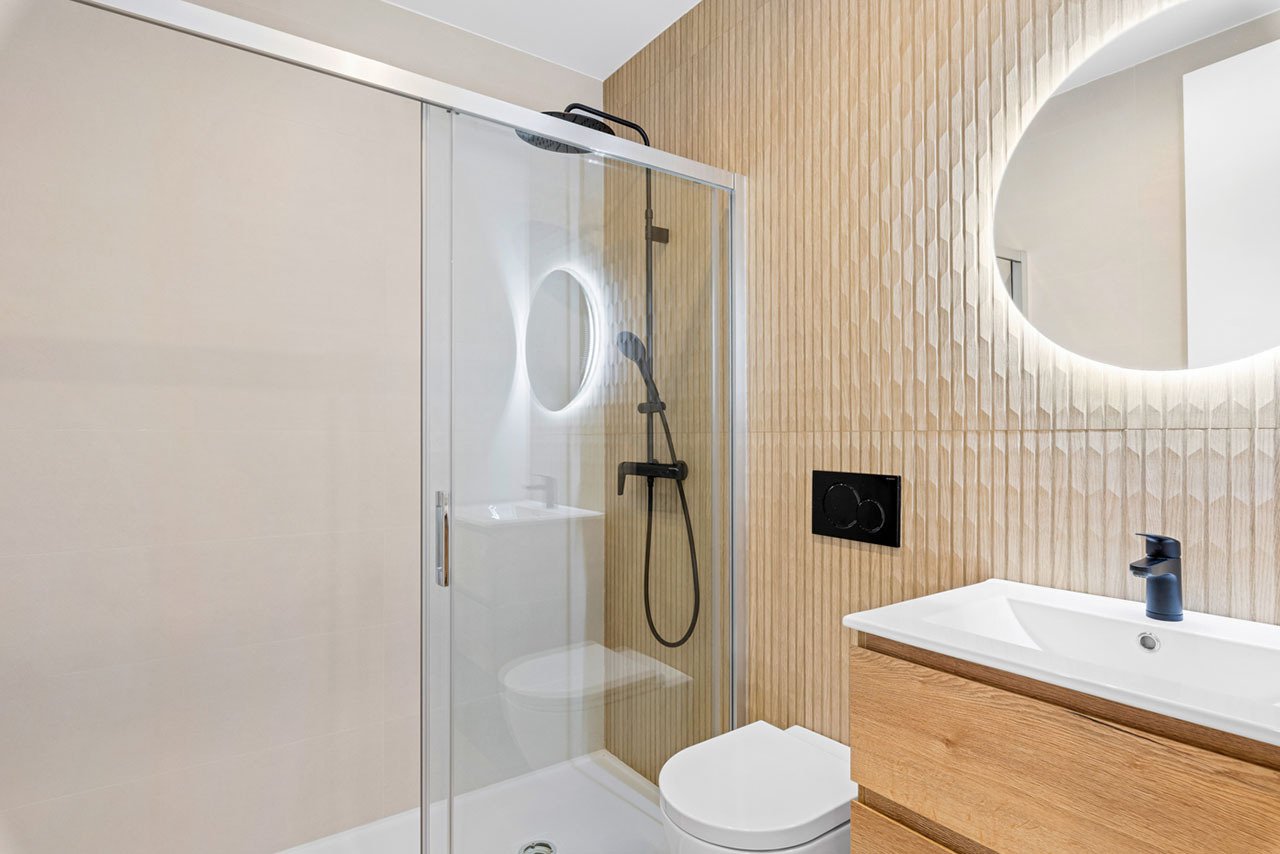 Appartements mit 2 Schlafzimmern, 2 Bädern, Einbauküchen mit Elektrogeräten und Gemeinschaftspool - 17