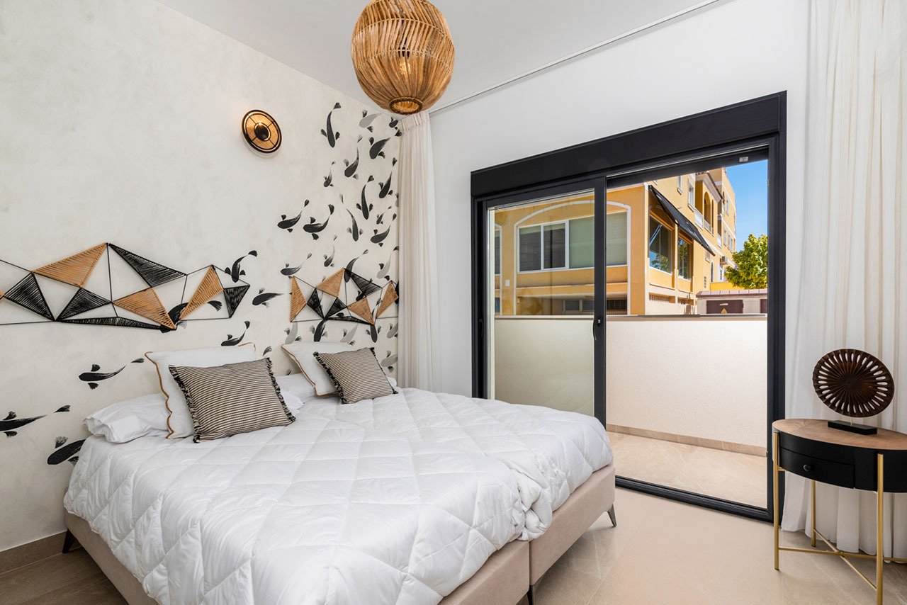 Appartements mit 2 Schlafzimmern, 2 Bädern, Einbauküchen mit Elektrogeräten und Gemeinschaftspool - 18