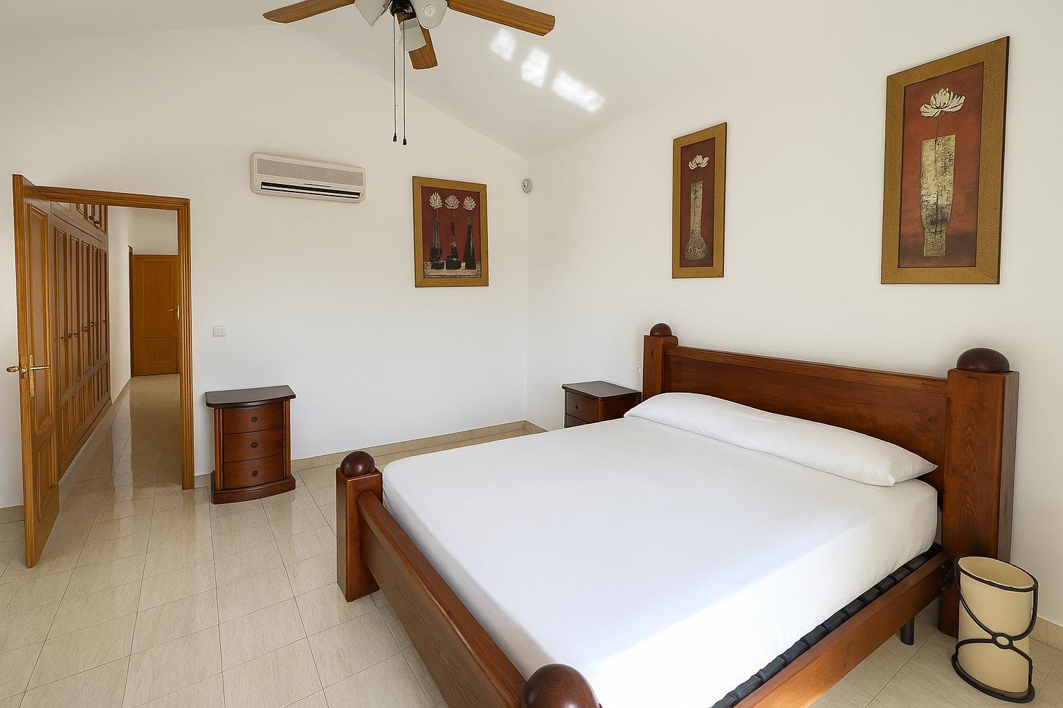 Villa in La Sella mit 4 Schlafzimmern, 4 Bädern, Touristenlizenz sowie Golf- und Meerblick - 15