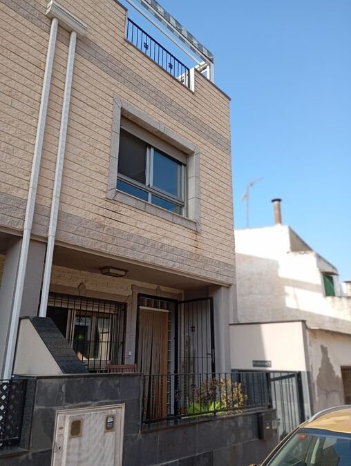 Reihenhaus mit 3 Schlafzimmern, 1 Bad und 1 Gäste-WC in Residencial Belinda - 10
