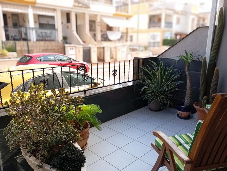 Reihenhaus mit 3 Schlafzimmern, 1 Bad und 1 Gäste-WC in Residencial Belinda - 7