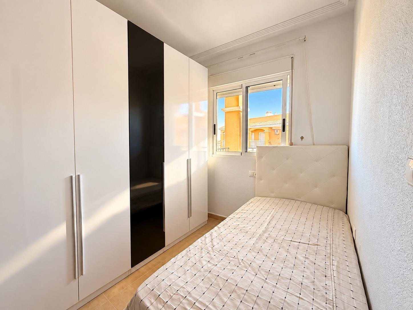 Penthouse-Wohnung mit Terrasse, privater Dachterrasse und freiem Ausblick in Torreblanca - 12