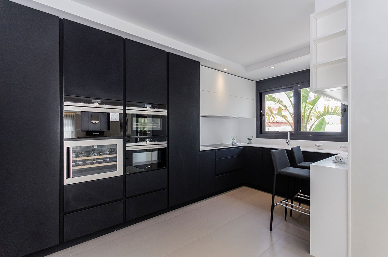 Exklusive Villen mit 3 Schlafzimmern, 3 Bädern, 1 Gäste-WC, Dachterrasse und Privatpool nur 600 m vom Strand - 12