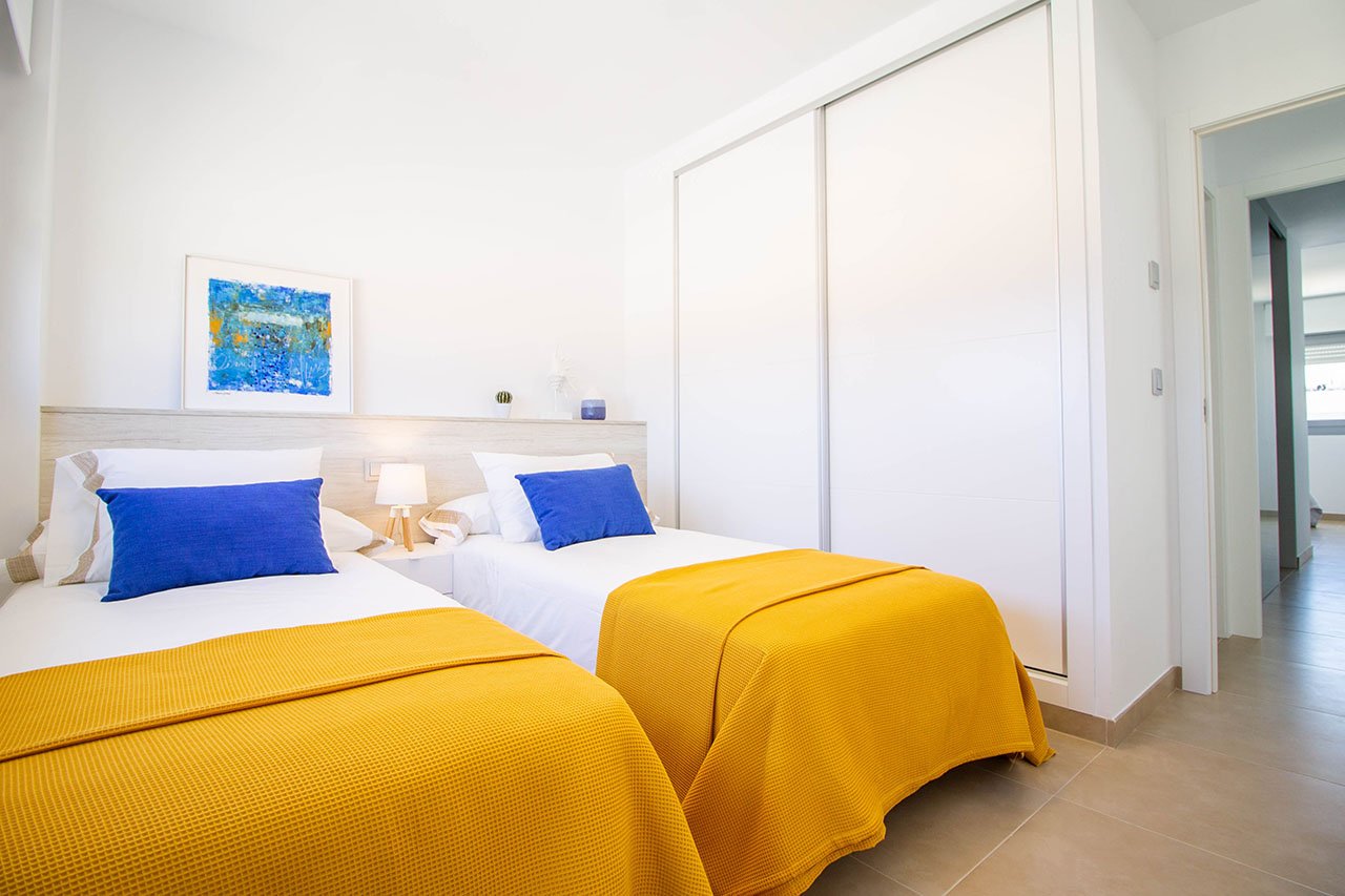 Attraktive und komfortable 3-Zimmer-Obergeschoss-Wohnungen mit Gemeinschaftspool in Golfanlage - 16