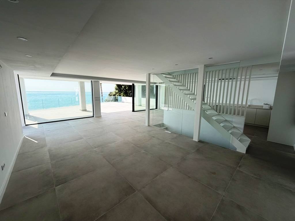 Komplett renovierte Villa direkt am Meer - mit Meer- und Küstenblick! - 6