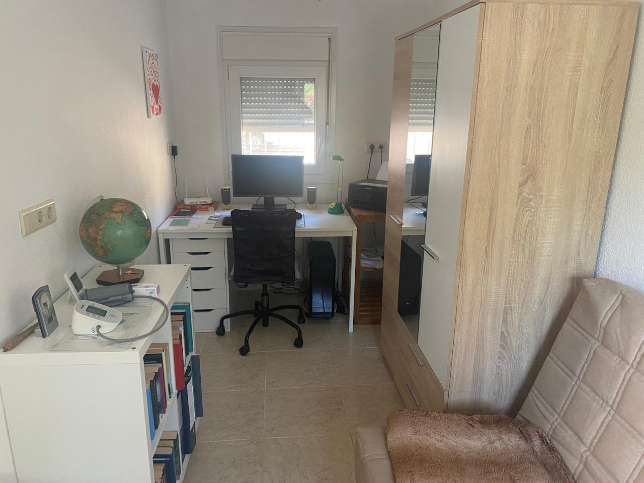 Villa mit 3 Schlafzimmern, 1 Badezimmer, Dachterrasse und Carport in ruhiger Lage - 21