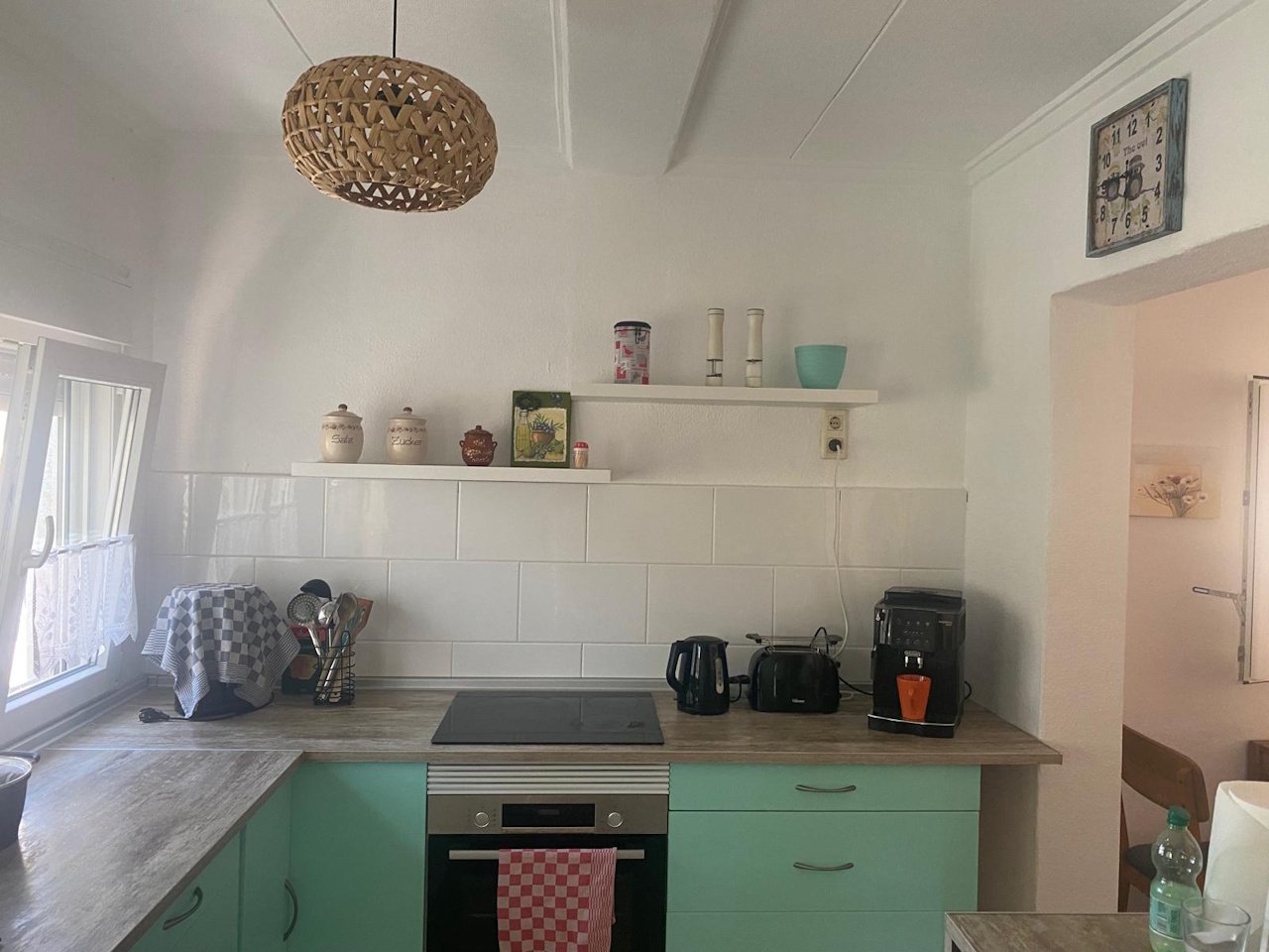 Villa mit 3 Schlafzimmern, 1 Badezimmer, Dachterrasse und Carport in ruhiger Lage - 2