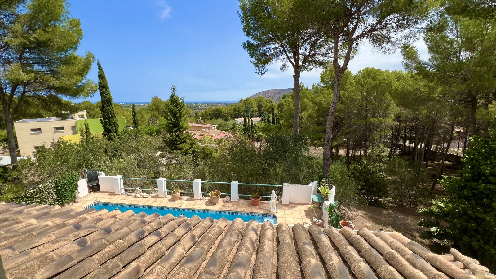Romantisch, rustikale Finca mit großem Grundstück, Pool und vielen Wohnmöglichkeiten - 2